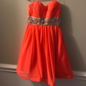 Size 7 Prom/Homecoming Dress